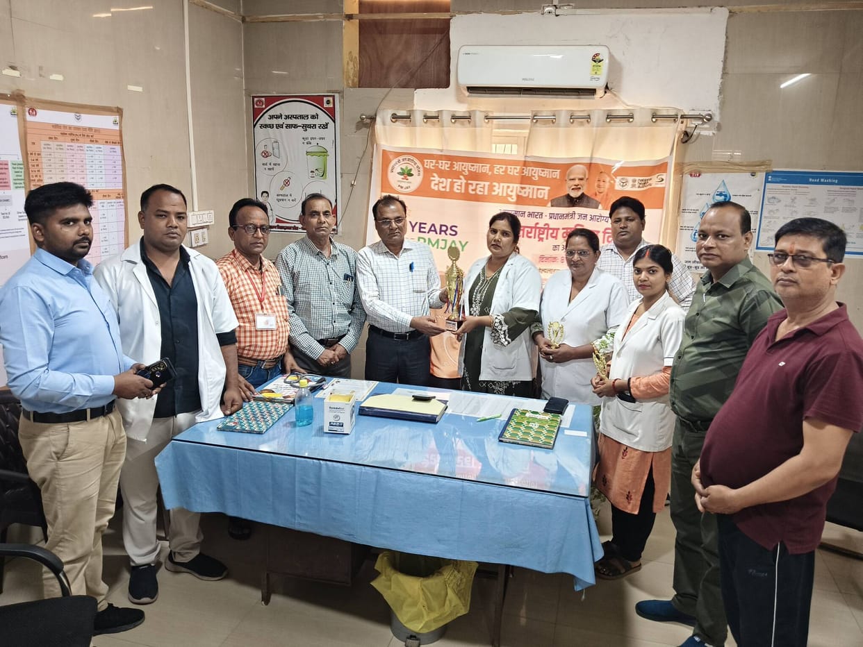38 patients were treated and given medicines at the Jan Arogya Mela.