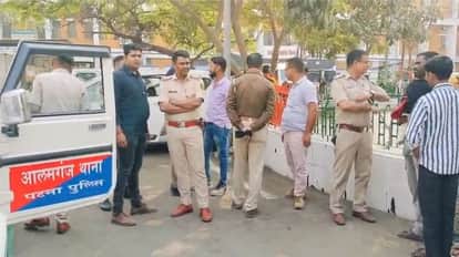 A young man was stabbed and injured in Patna for resisting robbery.