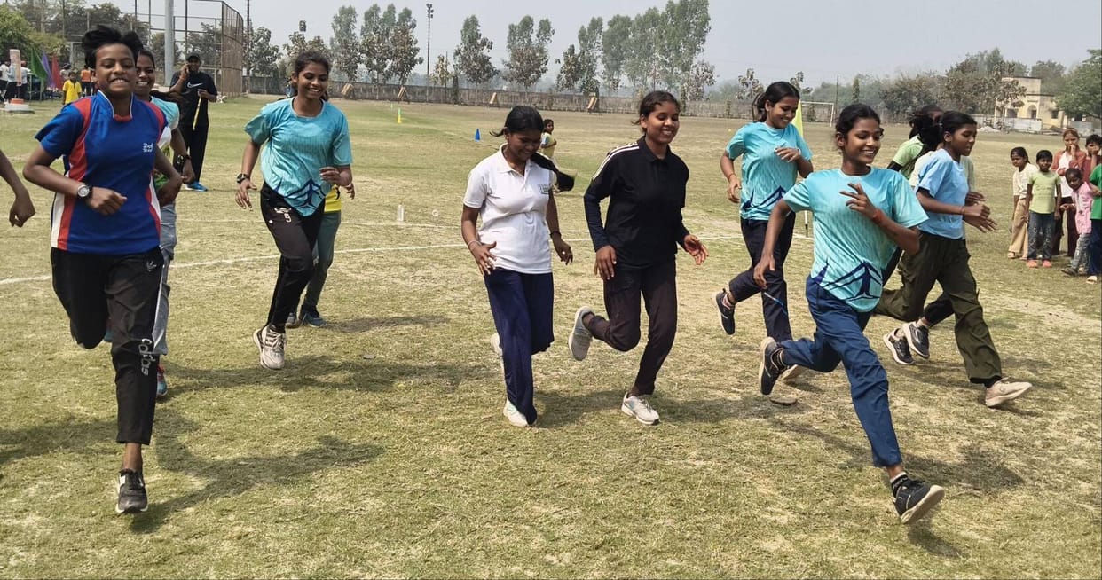 Ghorawal's team won the volleyball match; Shubham came first in the 100 meter race.
