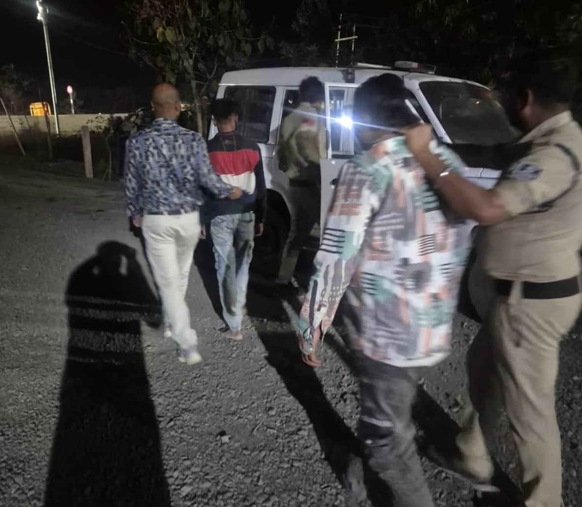 रायसेन में तोप चलाने वाल 4 आरोपी गिरफ्तार।