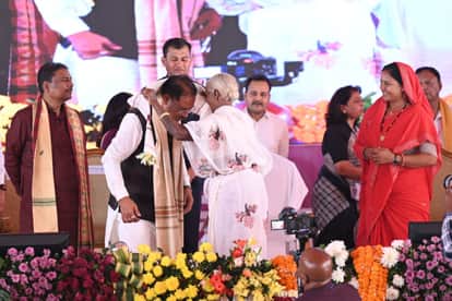 cm Sai released 25th installment in accounts of more than 69 lakh women Under Mahtari Vandan Yojana