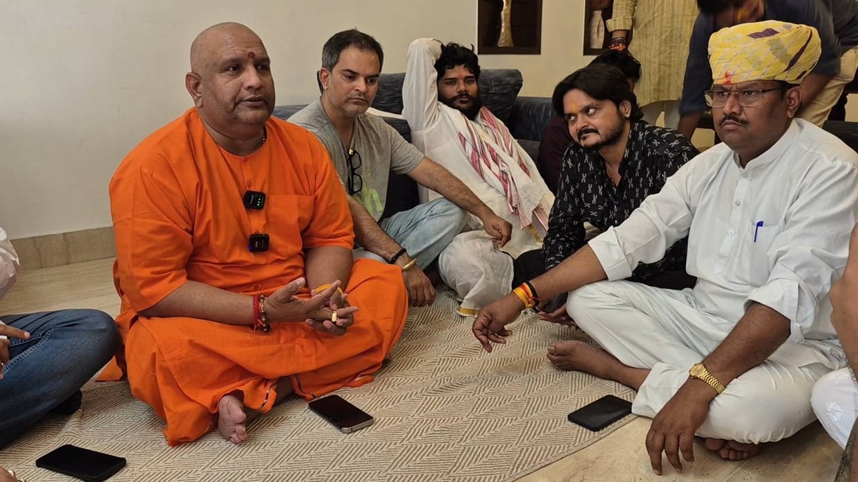 Pankaj Dhawaraiya dodged the police and reached Delhi from the protest site.