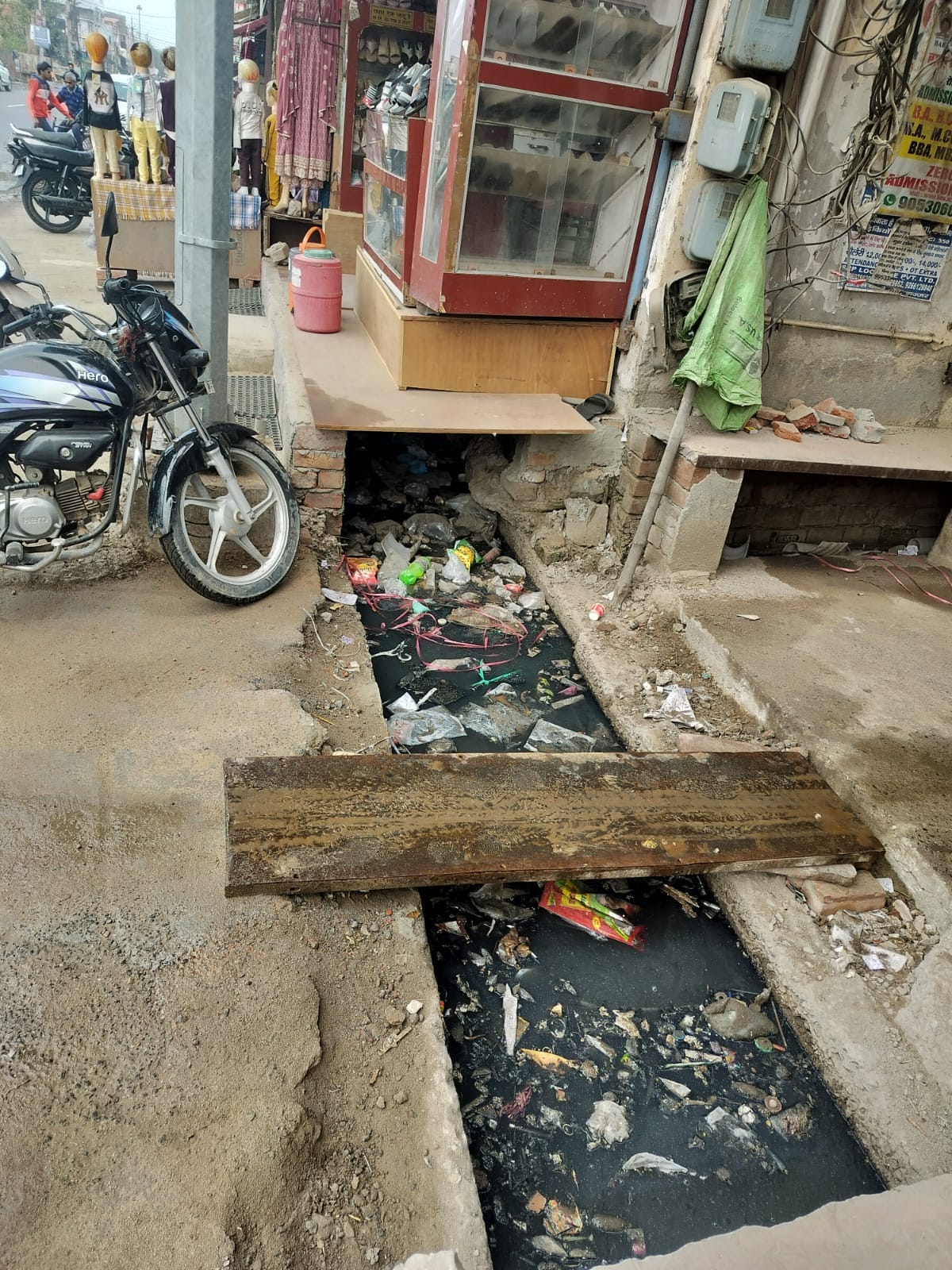 Officials had asked for five days' time in the meeting, but the drains were not covered even in 20 days.