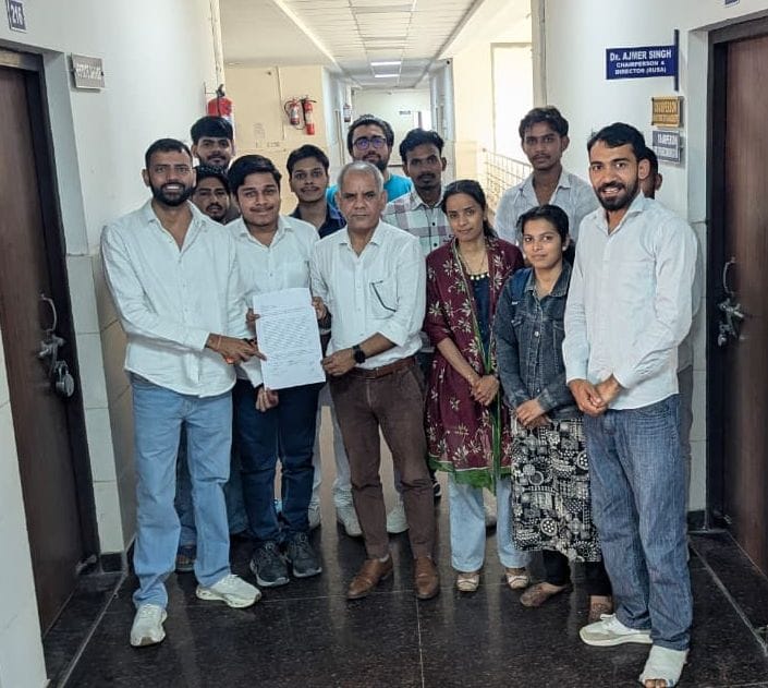 ABVP raised the demand for Learn and Earn Scheme in the University