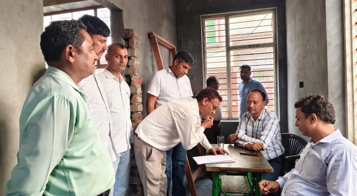 Woman burnt in a fire at a colour factory dies, death toll reaches seven