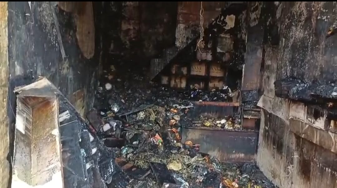 fire in grossary shop