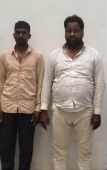 चुनार पुलिस द्वारा पकड़े गए पशु तस्कर। स्रोत- पुलिस