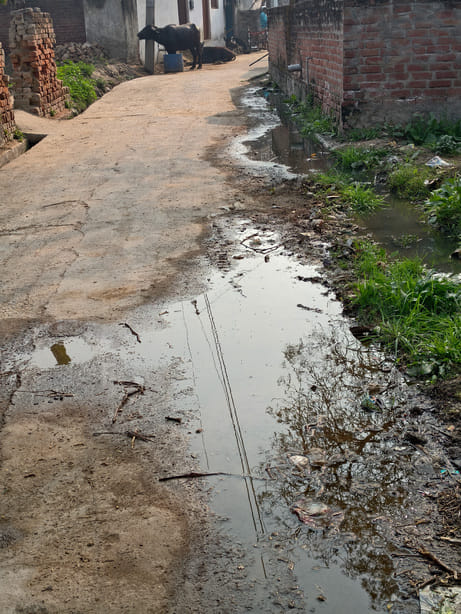 Dirty water accumulated due to lack of drainage
