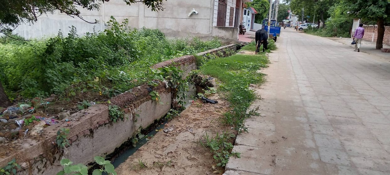 Open drains from Koka Bangari Mohalla to Goshala Dholposh pose a problem, fearing accidents.
