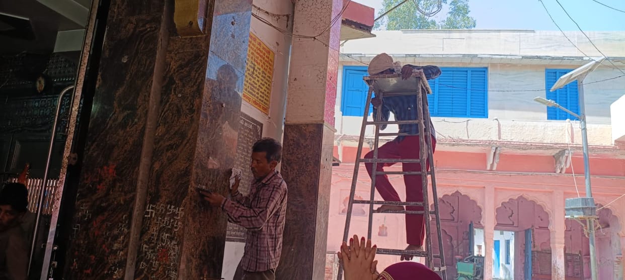 The Nari-Semri Devi Temple is being decorated for the Chaitra Navratri fair.