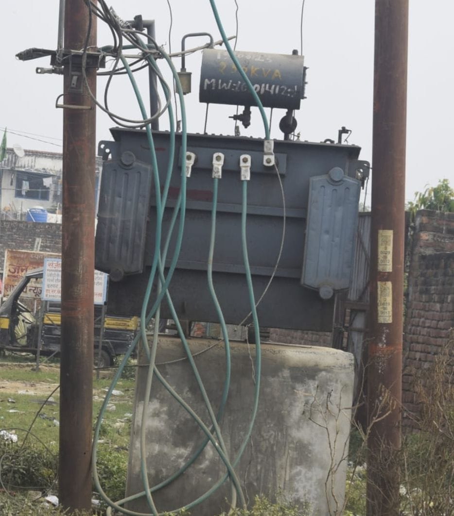 New wire, old transformer... In the scorching heat, you could get an electric shock.
