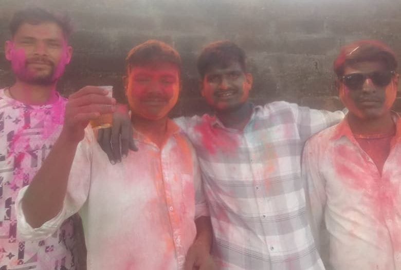 On Rang Panchami, Dhanupura and Bhojpur were showered with colours.