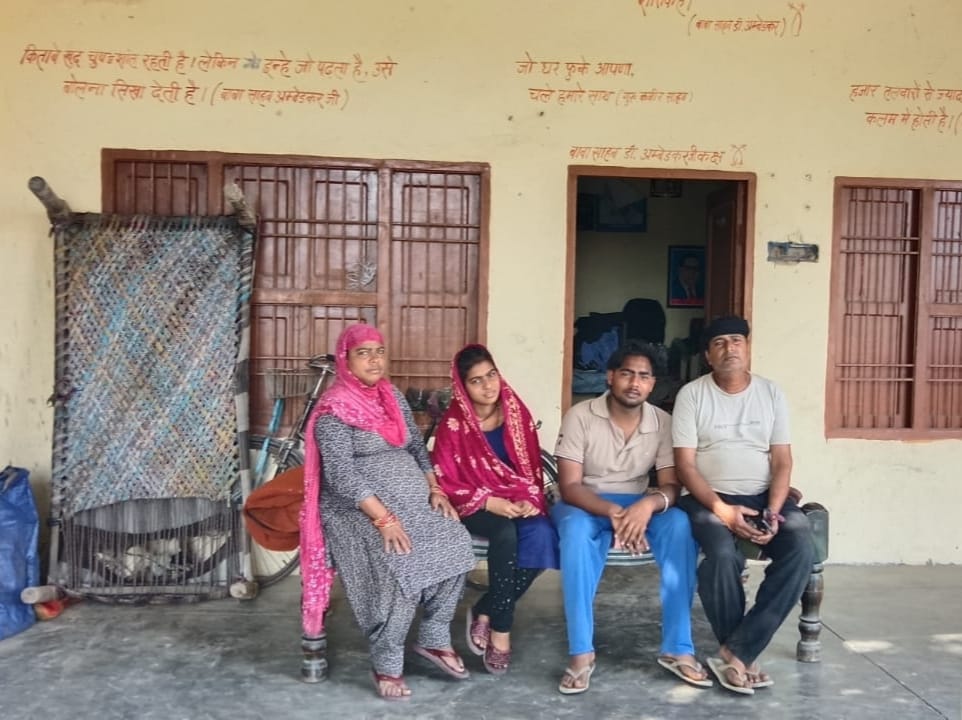 The family was forced to live in a temple after not receiving the benefits of the Prime Minister's Housing Scheme