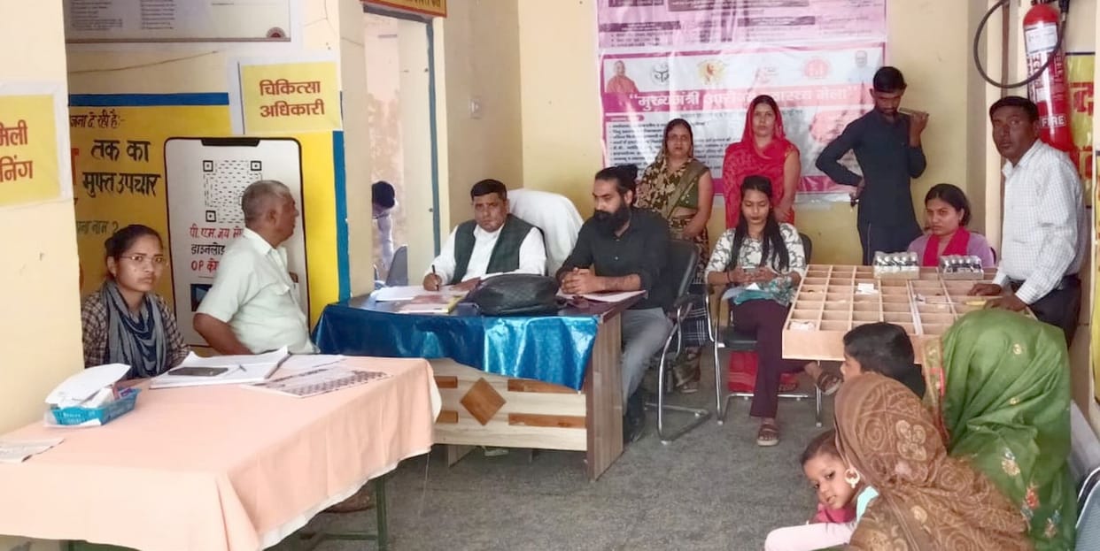 Health fairs were held at health centers, with more patients suffering from colds and flu.
