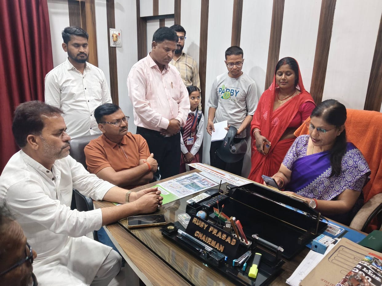10 complaints related to street lighting, sanitation and drinking water resolved