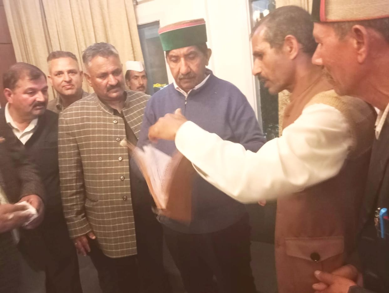 Demand raised for running bus on Rampur-Jagatkhana-Tunan route