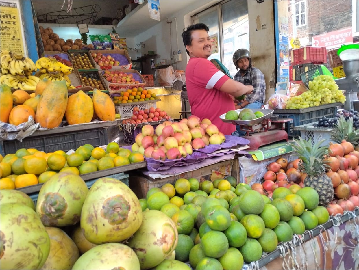 Oranges reach Rs 100 per kg after a price hike of Rs 20