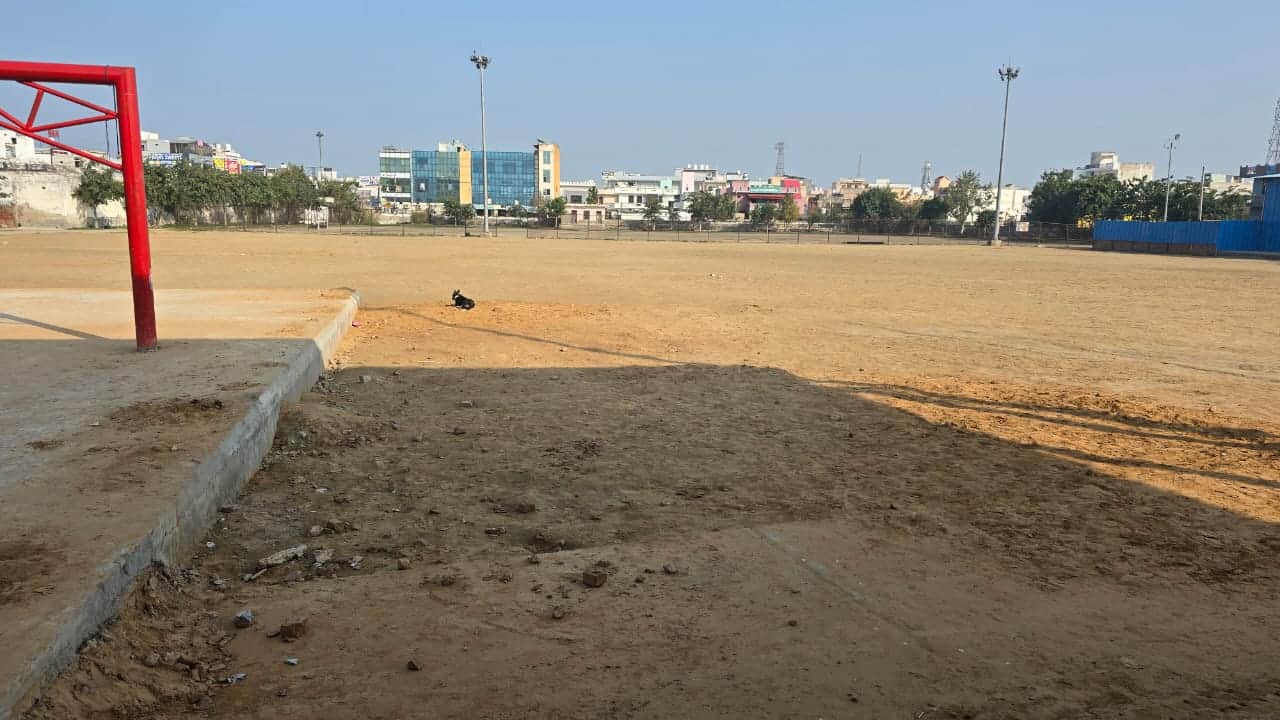 09jjrp07- झज्जर। शहर का महर्षि दयानंद सरस्वती स्टेडियम। संवाद