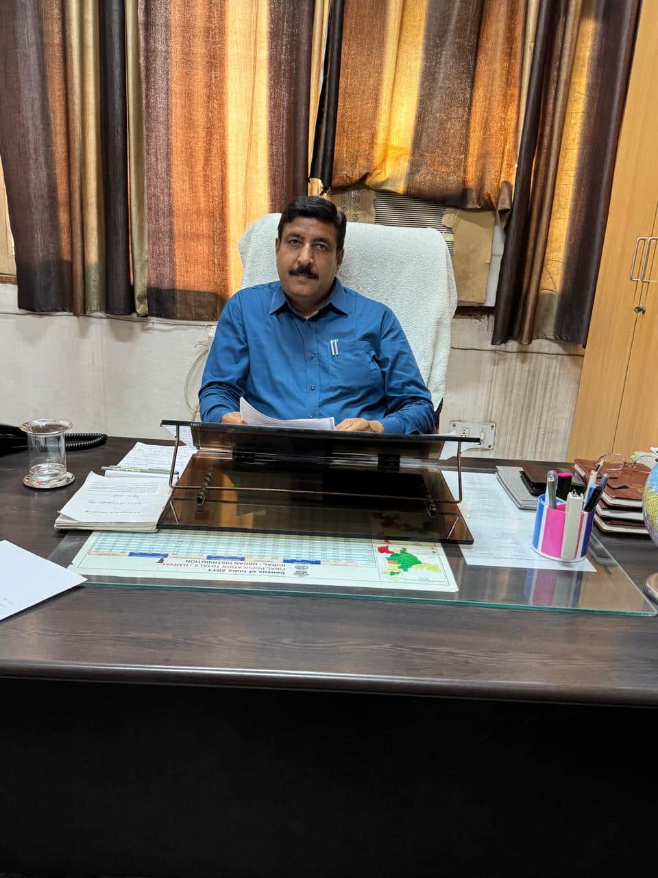 17-जिला सांख्यिकी अधिकारी नवदीप।