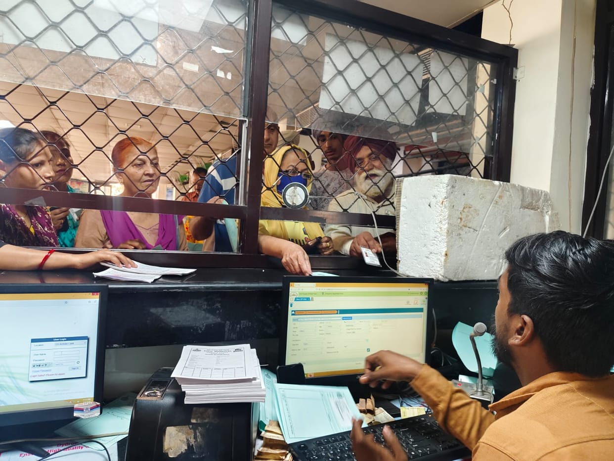 Patients returned due to the absence of skin and Ayurvedic disease specialists, many did not get their prescriptions due to the server being down.