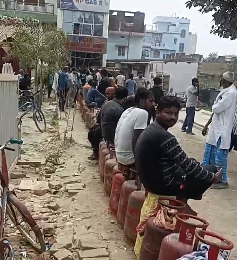 दरभंगा में घरेलू गैस की भारी किल्लत