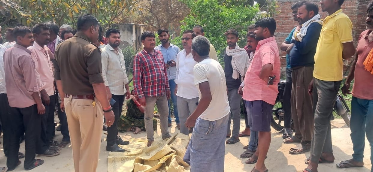 Father sold ration to drink alcohol, minor son kills him