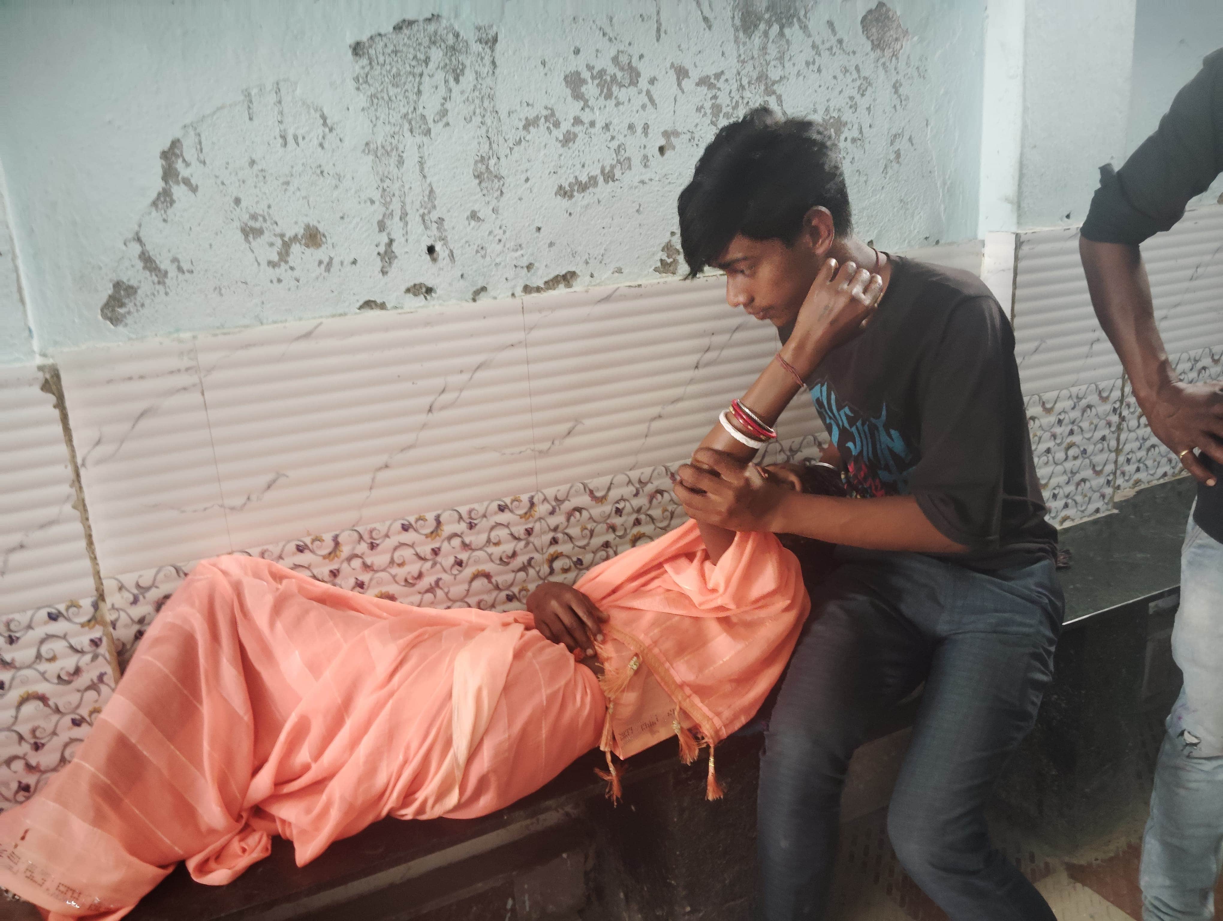 घायल अस्पताल में इलाजरत