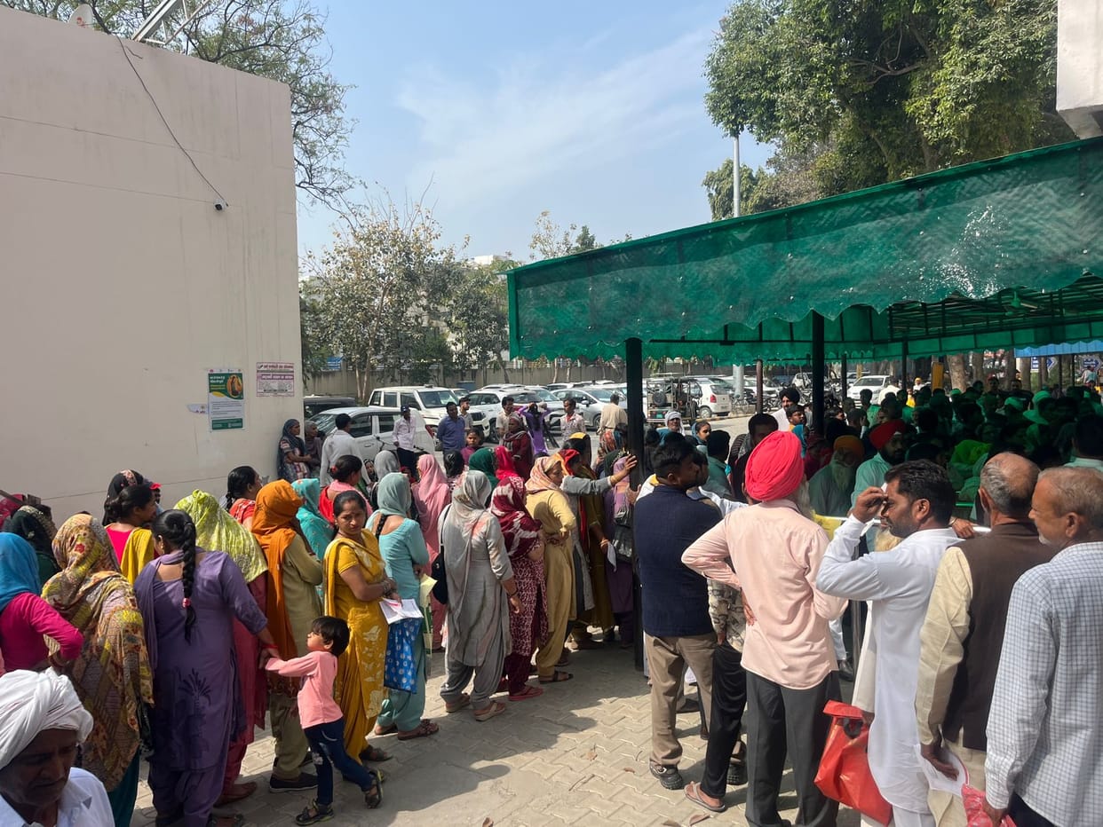 OPD opened after 72 hours... Investigation after waiting for two and a half hours, medicine received after 50 minutes
