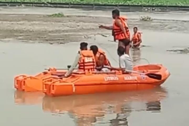 रेस्क्यू जारी