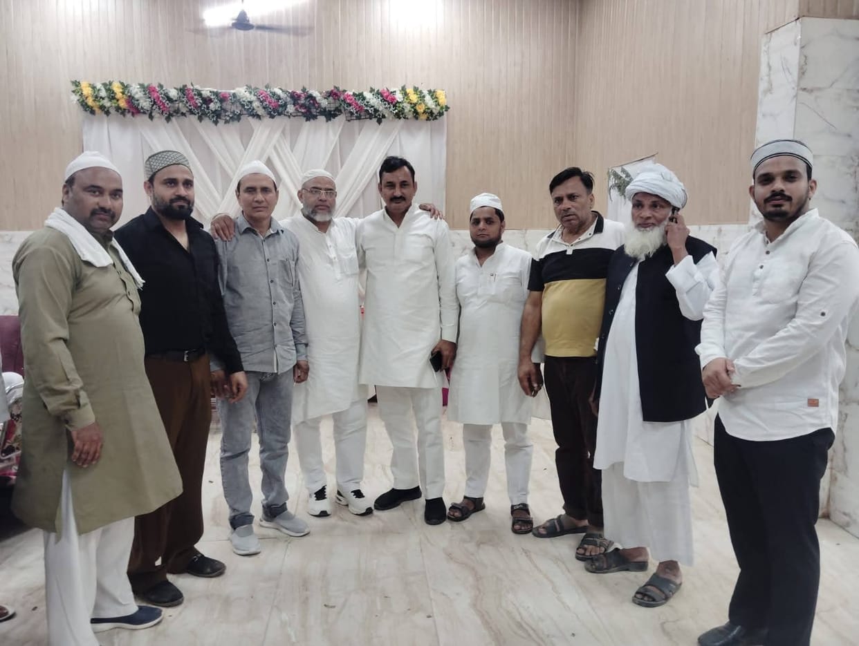 The message of brotherhood was given through the Roza Iftar party.