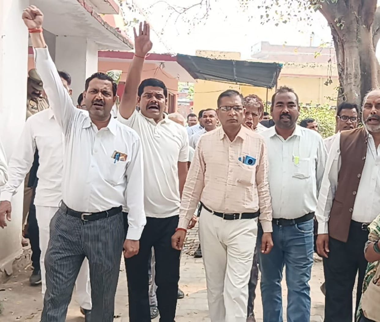 Lawyers adamant on protest