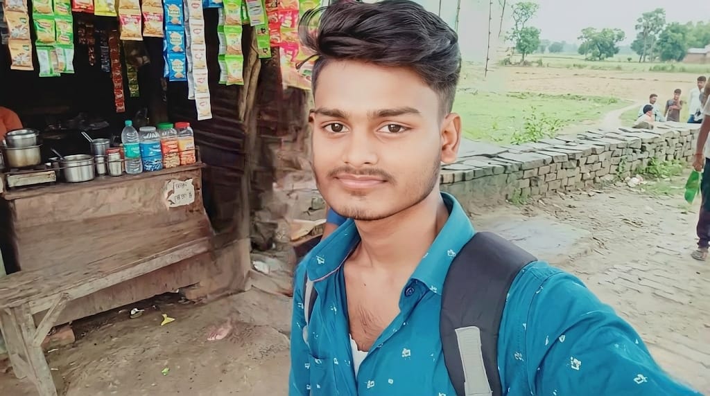 मृतक छात्र का फाइल फोटो