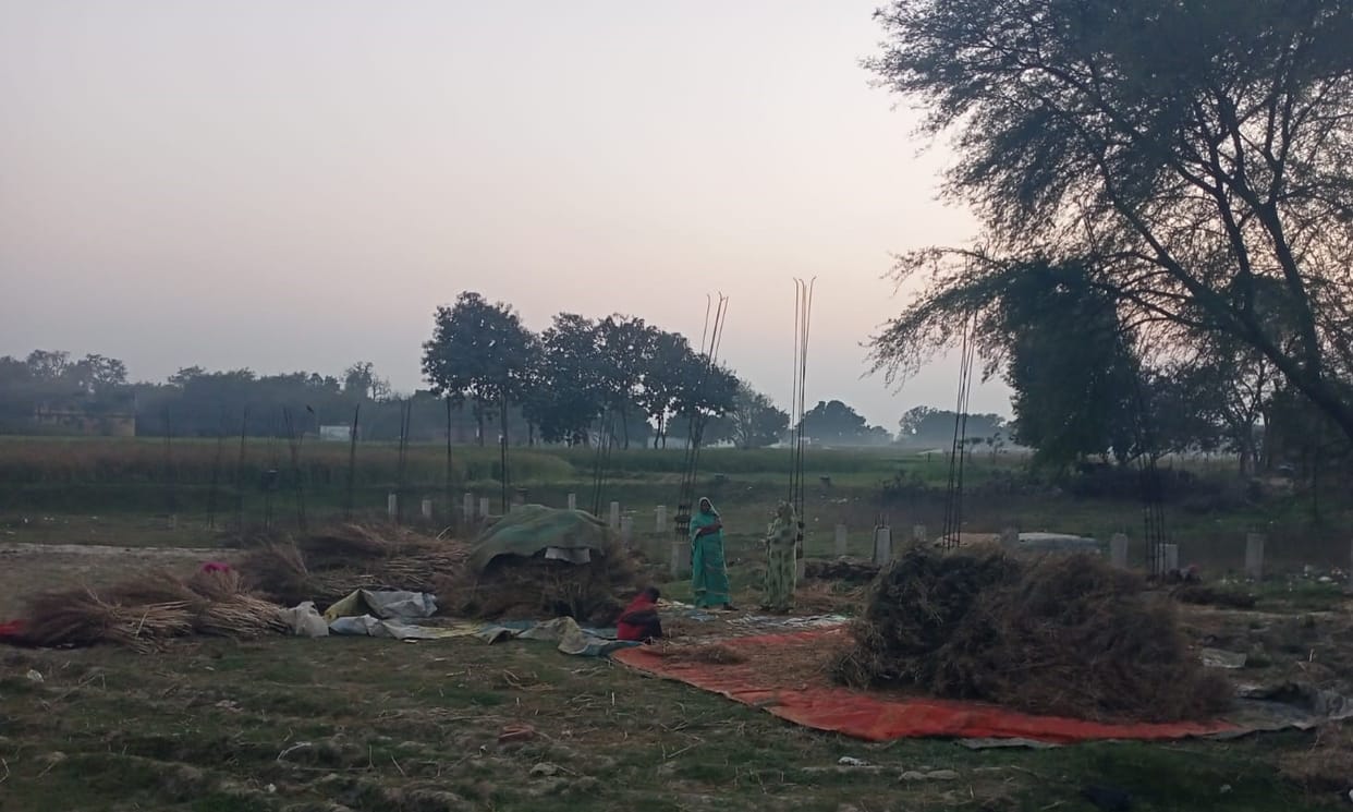 Fog and clouds have increased farmers' worries, the effect of humidity also remains