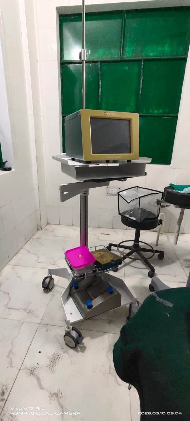 टनकपुर के उप जिला अस्पताल में फेको विधि से मोतियाबिंद के आपरेशन के लिए उपलब्ध मशीन। संवाद