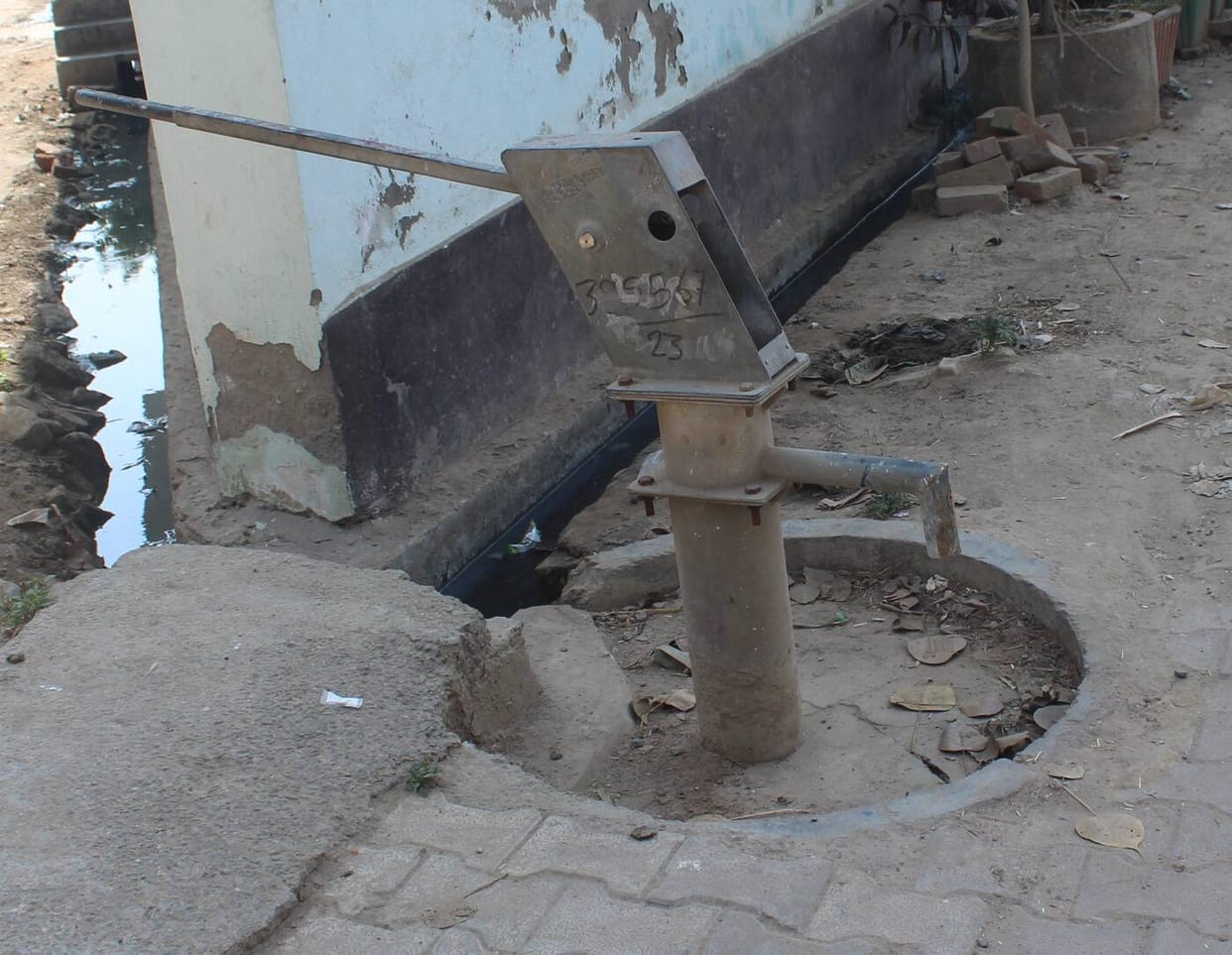 The drinking water system is in bad shape, with 193 hand pumps out of order in the city.