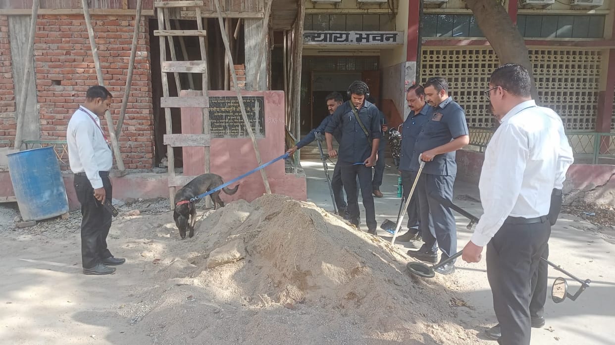 Second bomb threat in 15 days, panic grips court