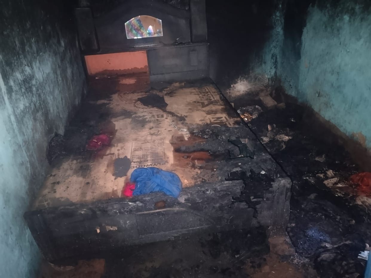 A short circuit caused a fire in the house, a young man was burnt.