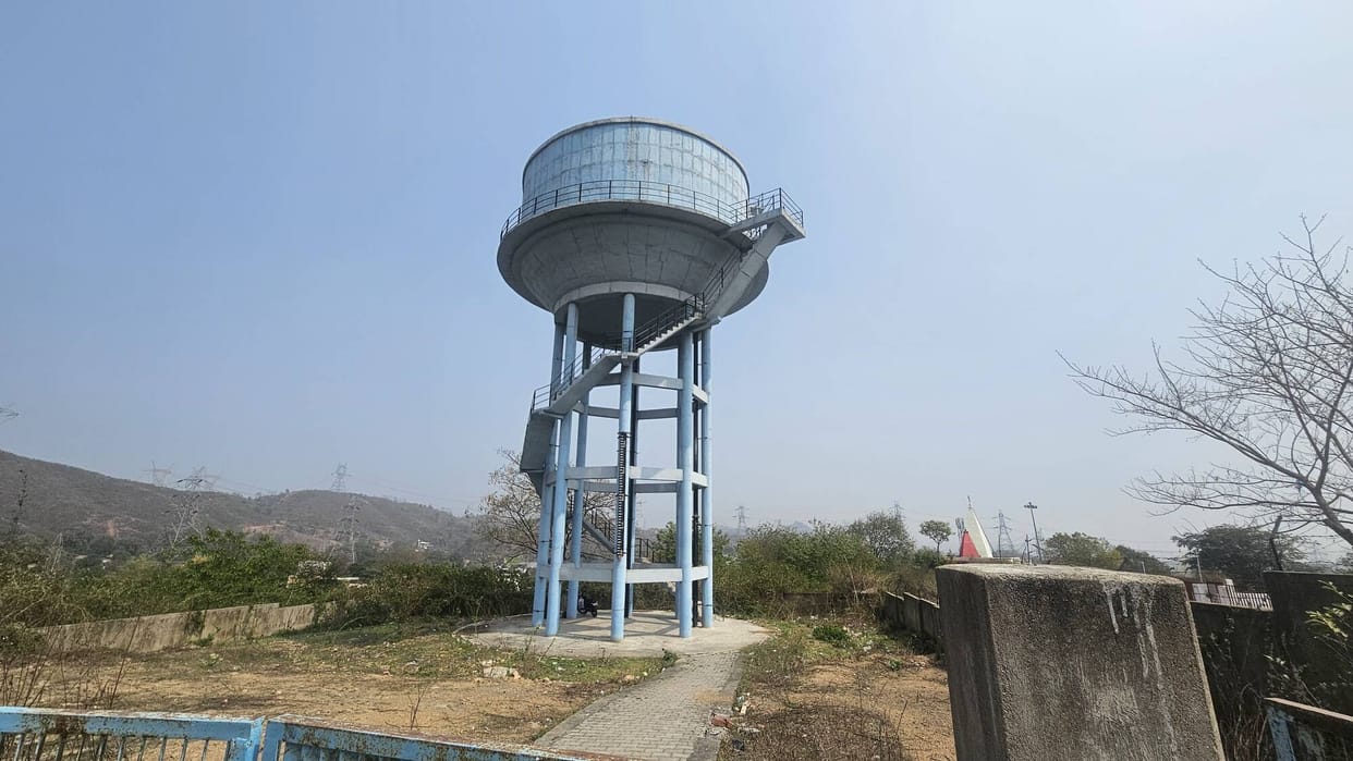 The tank fills in 15 hours, water is available only for one hour, the pressure is also low.