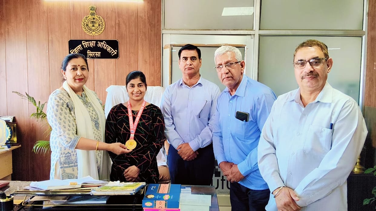 payal won gold in civil services wrestling