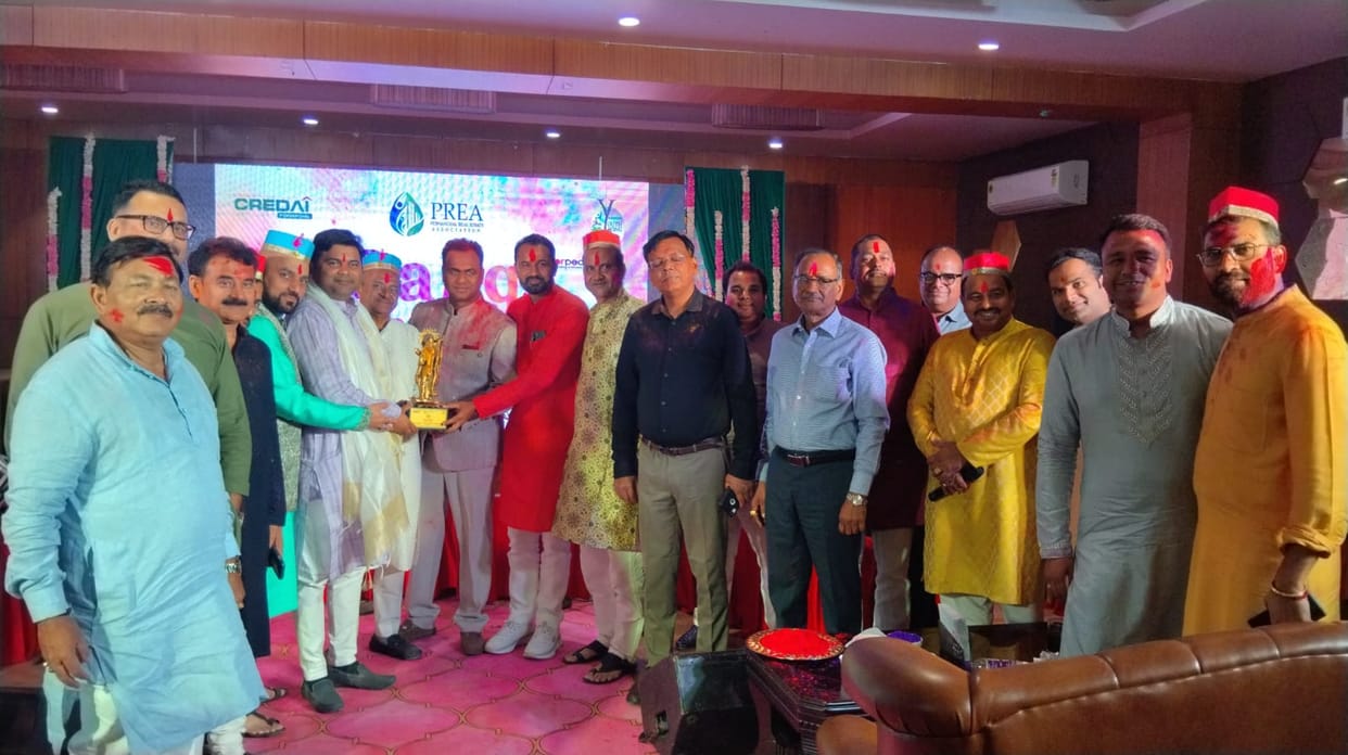 Builders and contractors celebrated Holi Milan ceremony