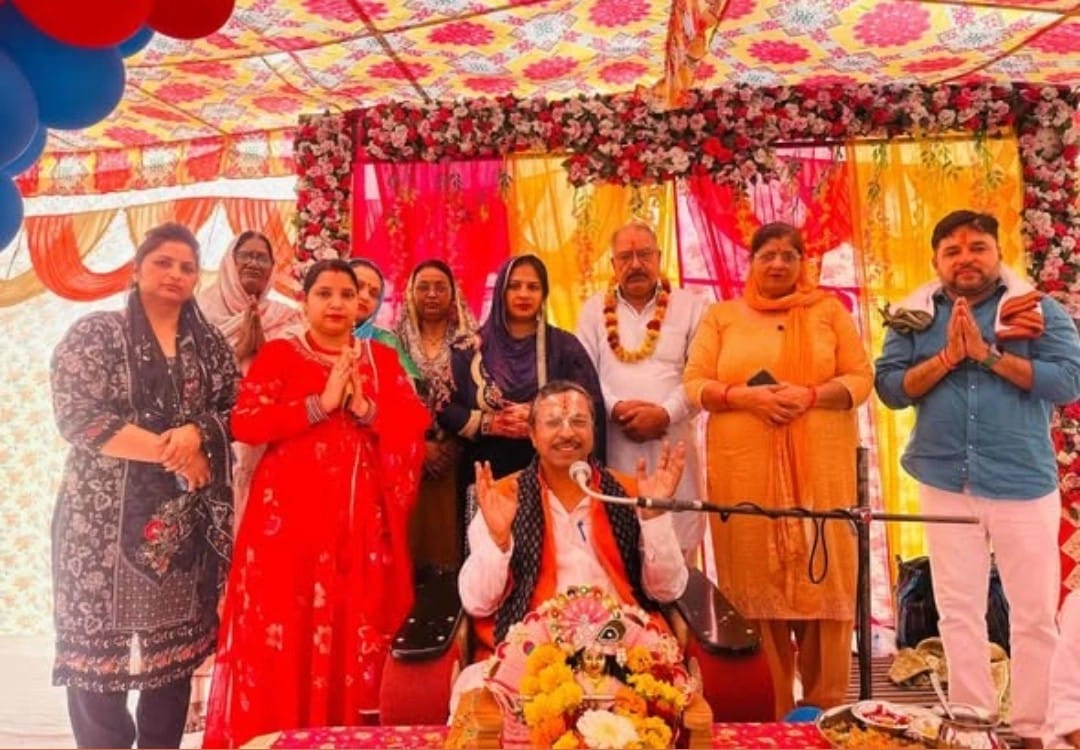Listening to the Srimad Bhagwat Katha destroys all sins: Shastri