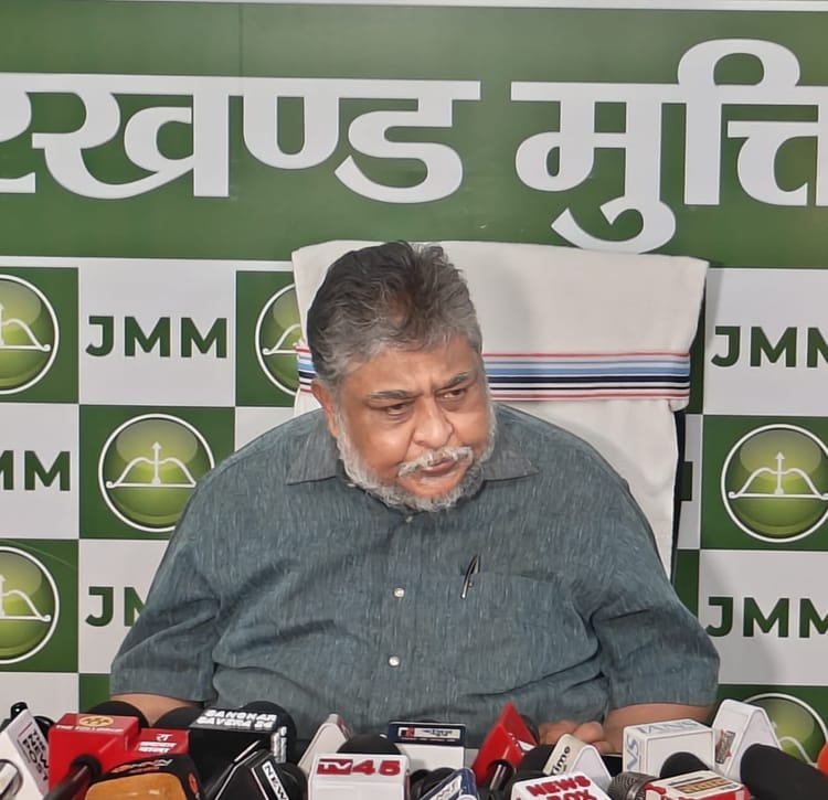 Jharkhand News: एलपीजी संकट पर झामुमो का केंद्र पर हमला,कहा- रांची में होटल-ढाबे बंद होने की नौबत