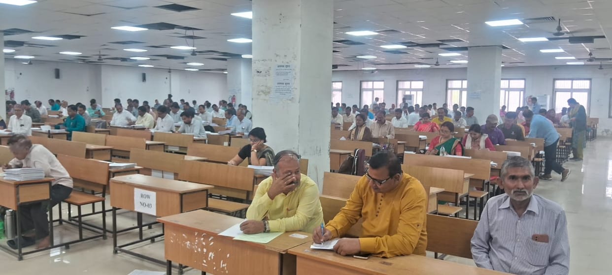 300 examiners engaged for evaluation of B.Ed answer sheets