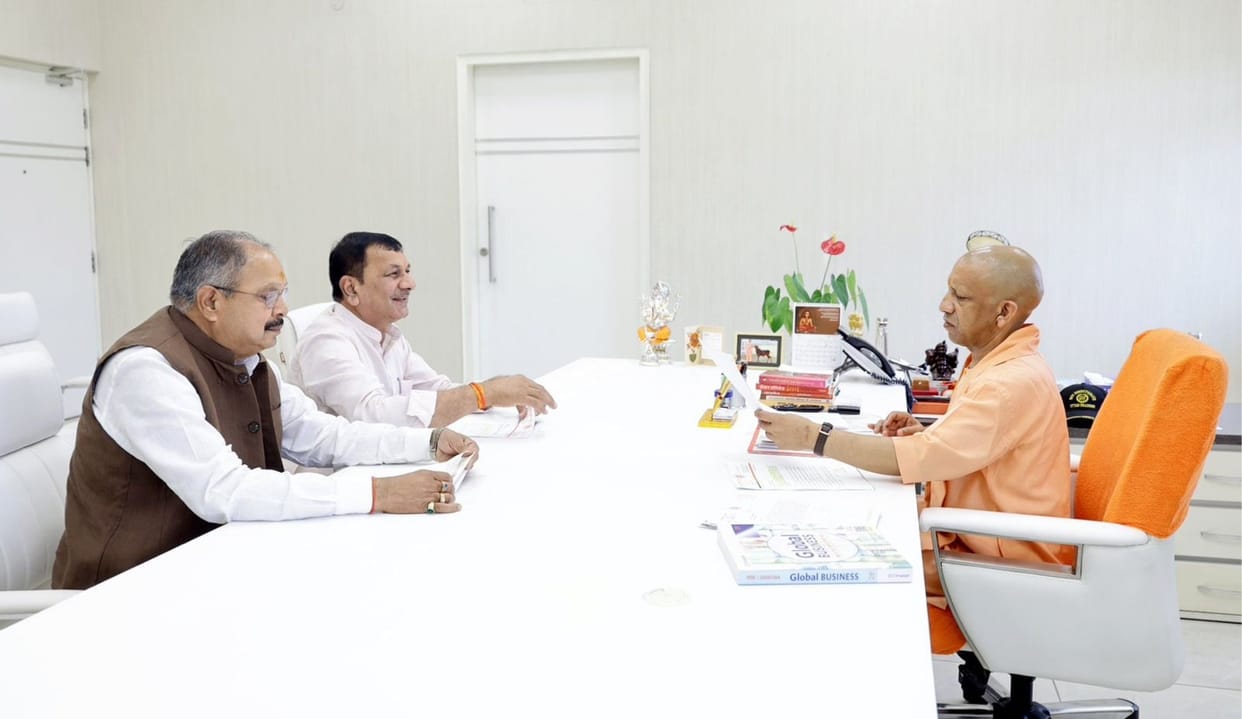 MLA met CM for construction of bridge and school