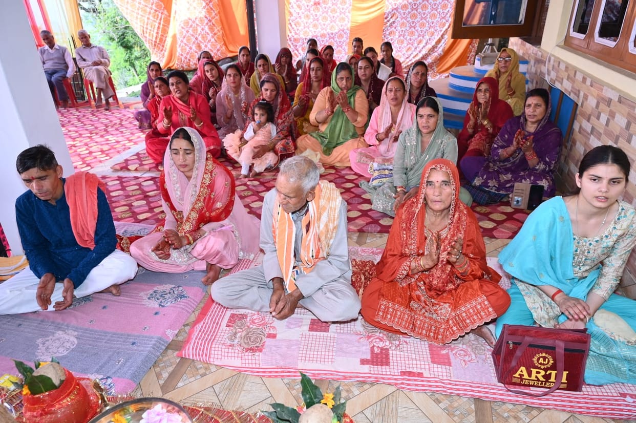 The story of Sati's character was narrated to the devotees.