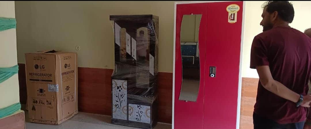 फोटो-14-घर में रखा शादी में देने के लिए मंगाया गया सामान।