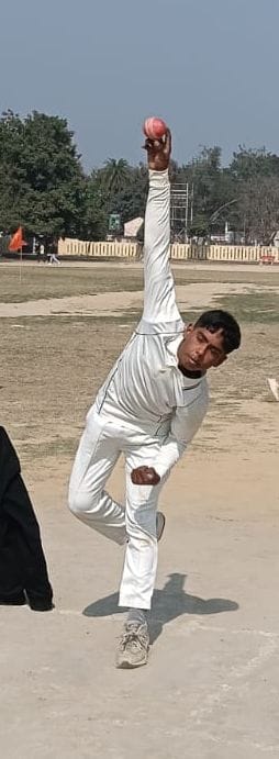Satyendra's lethal bowling gave the Warriors victory.