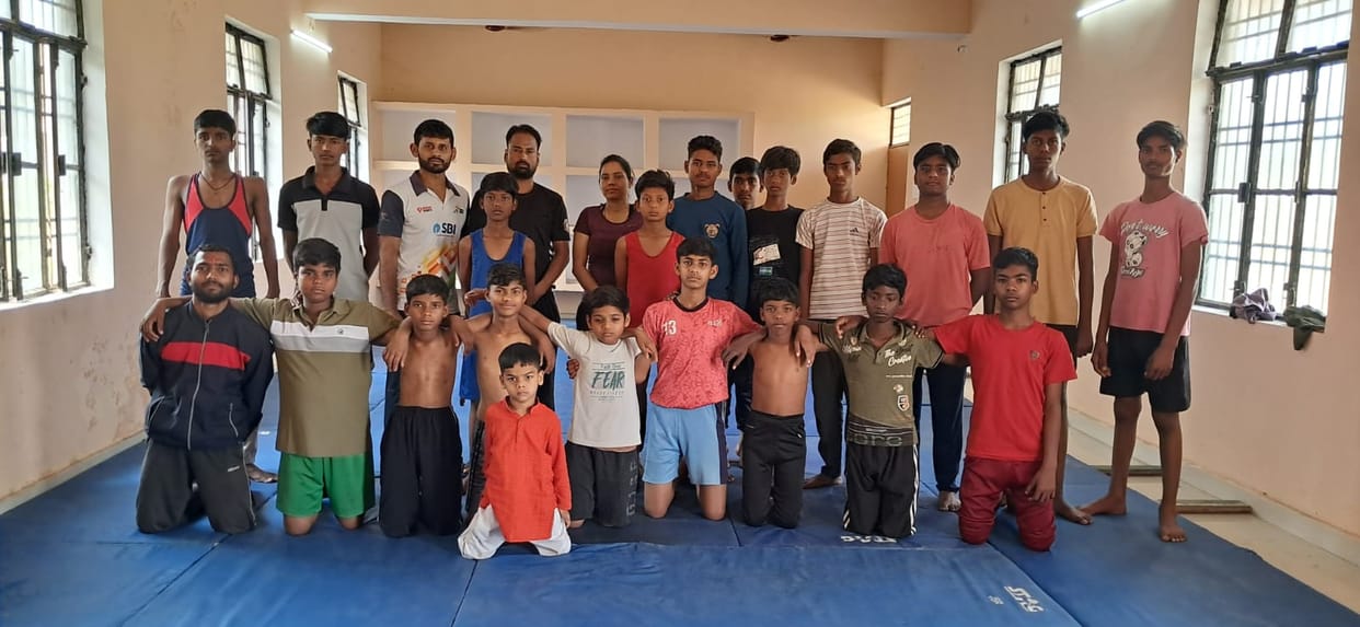 Wrestler Anurag wins the 72 kg wrestling competition.