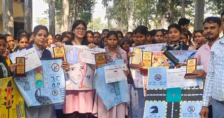 Sheetal and Kanak made a beautiful poster and won the prize.