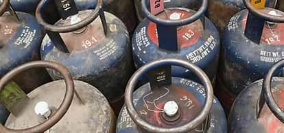 Gas Crisis Commercial Cylinders Shortage Diesel Furnaces Emerge as an Alternative for Confectioners Dehradun